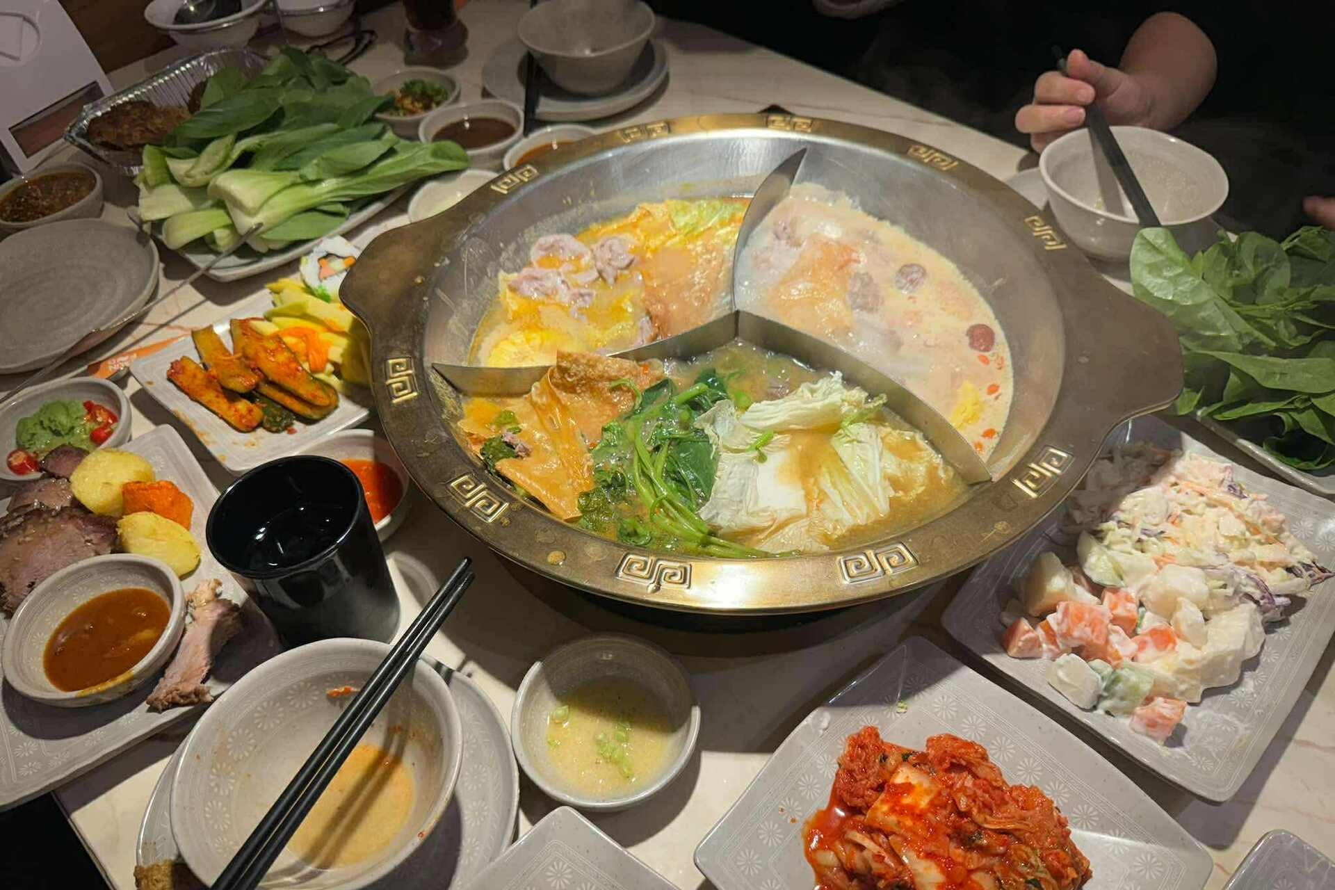 Trót khoe chồng là giám đốc, cô gái 'khốn khổ' với đồng nghiệp