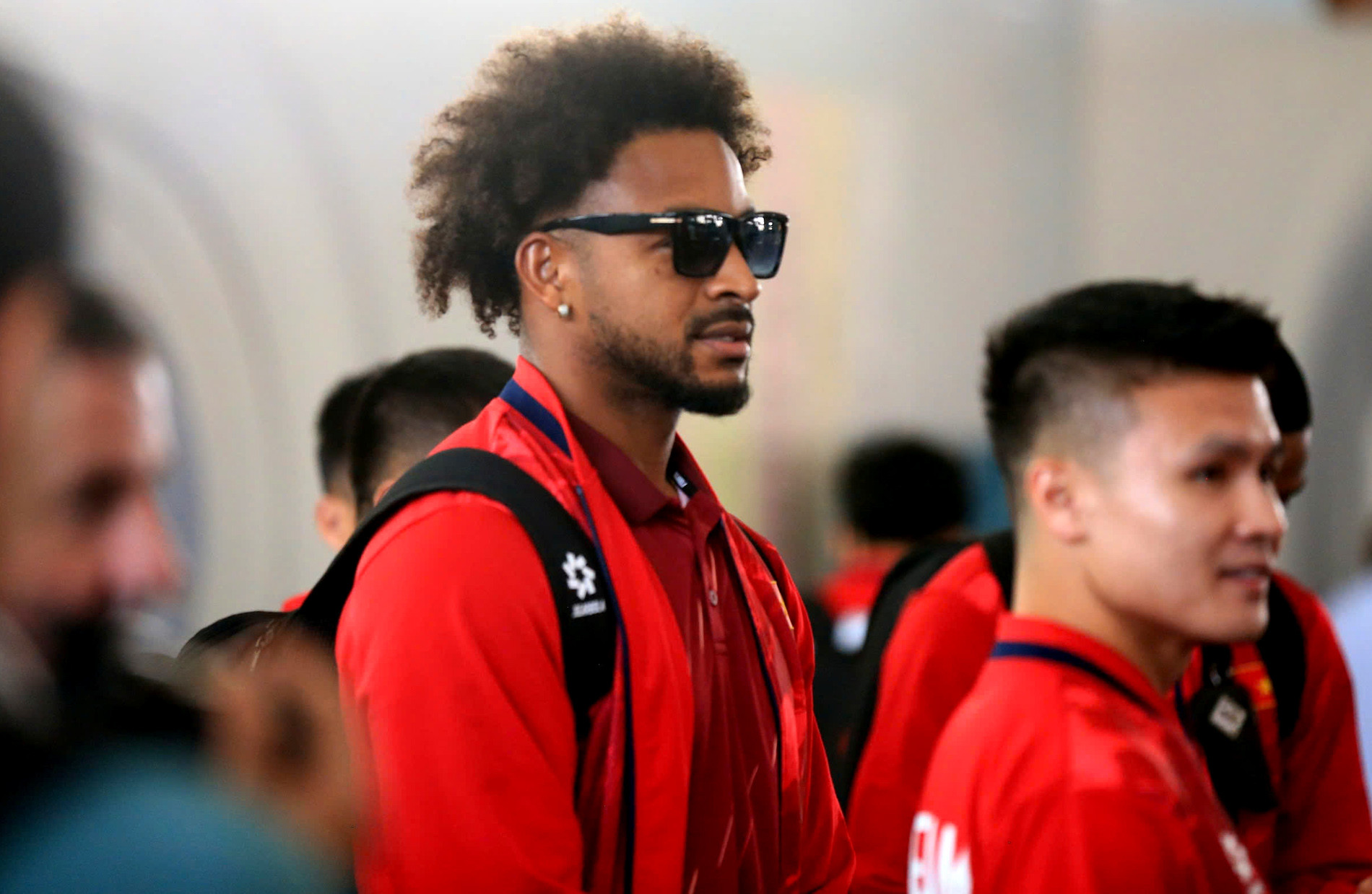 Xuân Son cực ngầu cùng tuyển Việt Nam sang Lào tuyen viet nam lao 7.jpg