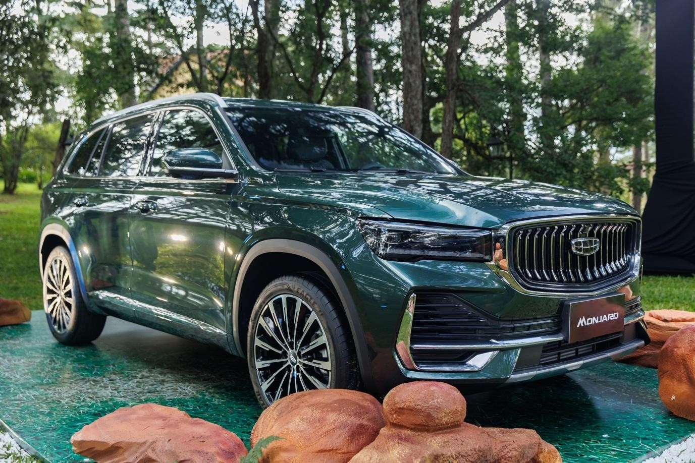 Ưu đãi ‘đặc quyền toàn diện’ cho khách mua xe Geely Monjaro