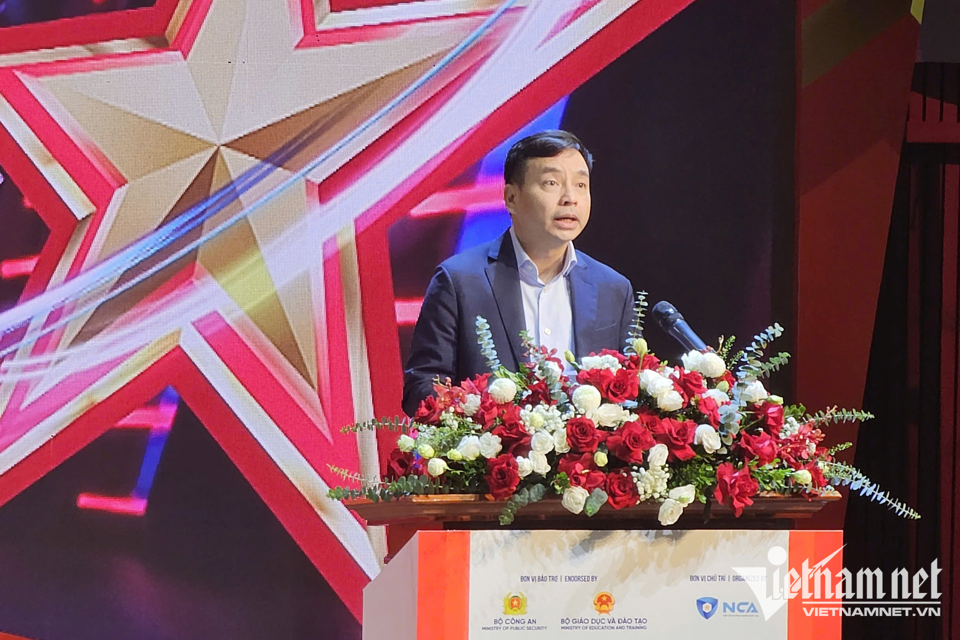 W-thi sinh vien an ninh mang 01 1.jpg