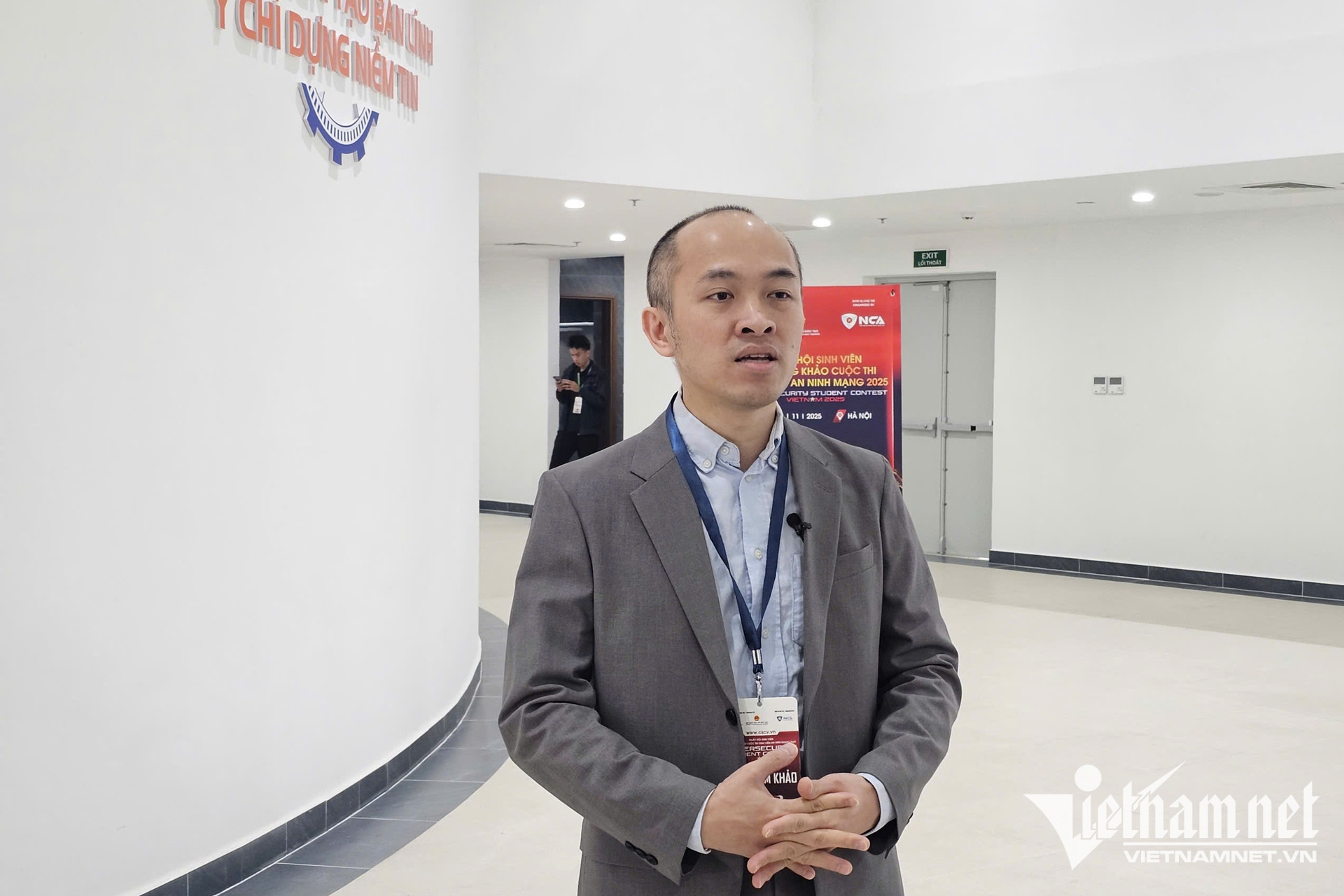 W-thi sinh vien an ninh mang 03 1.jpg