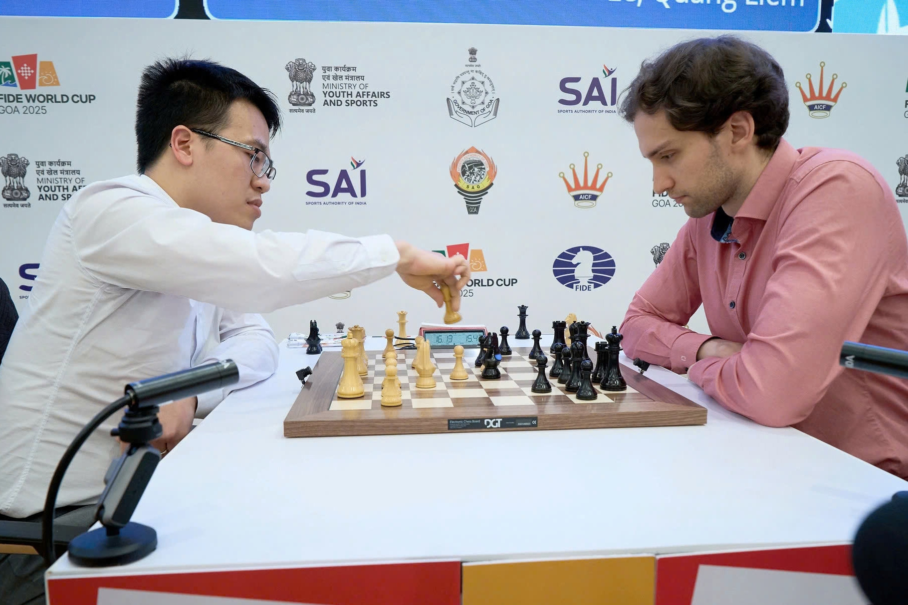 Lê Quang Liêm dừng bước tại World Cup cờ vua 2025