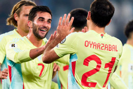 Lamine Yamal bỏ tuyển Tây Ban Nha, vui thâu đêm với các cô gái Tây Ban Nha lập kỷ lục mới: Không Lamine Yamal vẫn đầy quyền uy