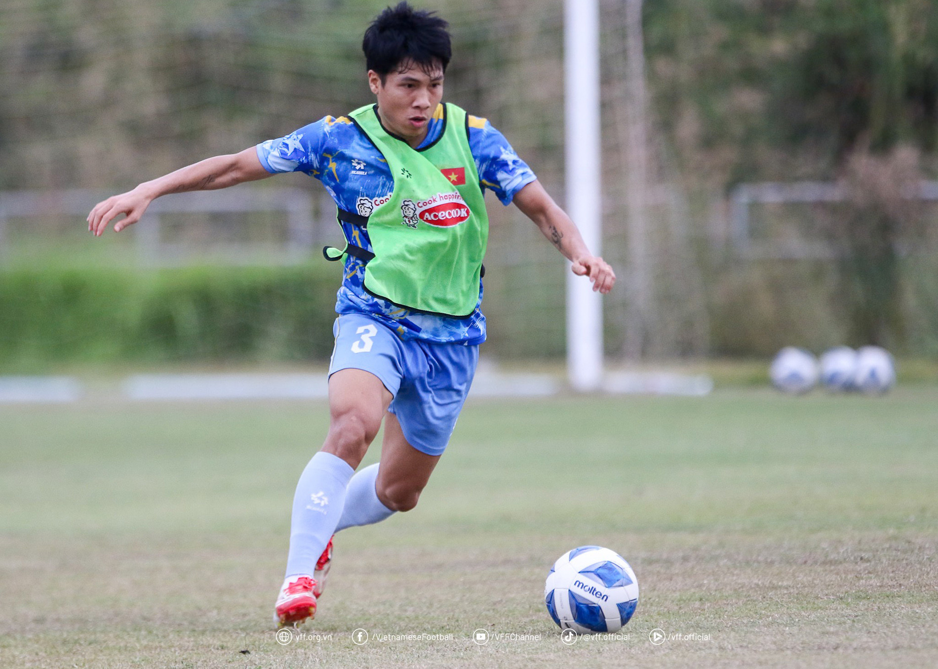 Tuyển Việt Nam luyện 'chiêu tủ', quyết thắng đậm Lào tuyen viet nam 4.jpg