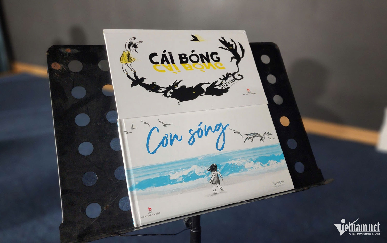 Cuốn sách Cái bóng của Suzy Lee