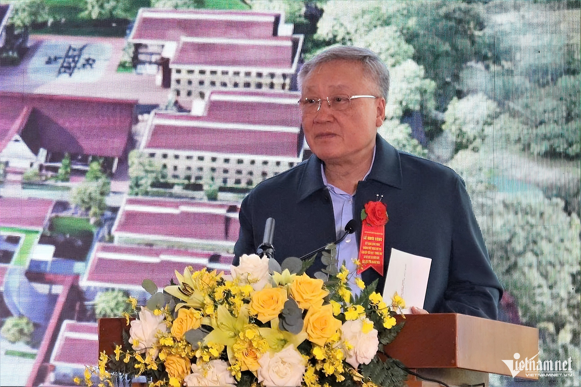 W-z7229483298020_609fe5d7f7ba80ebdc1eb2f093d92496 lines scale 6_00x gigapixel.jpg