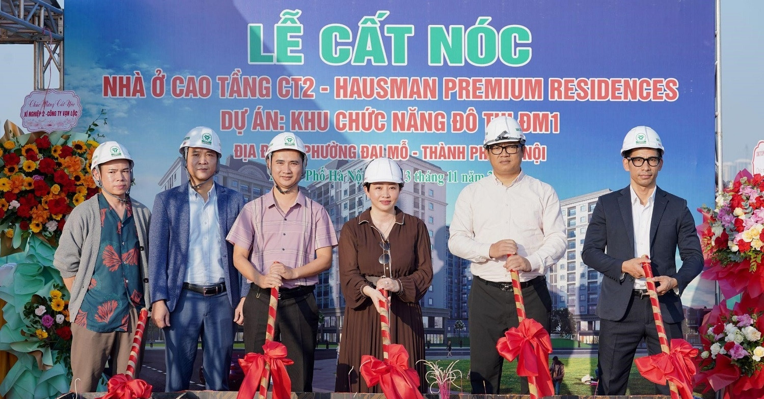 Cất nóc dự án Hausman Premium Residences