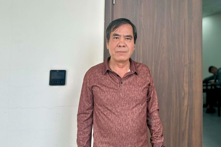 Cựu sinh viên kiện ĐH Kinh tế Quốc dân đòi bồi thường 45 tỷ, phía bị đơn đổi người đại diện