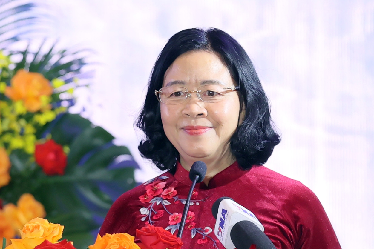 Không khoán trắng đối ngoại nhân dân cho các hội hữu nghị