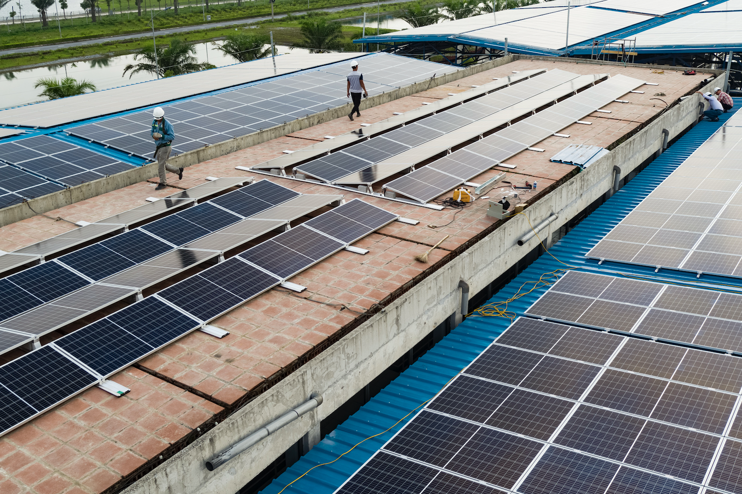 Lắp điện mặt trời mái nhà không thông báo, đề xuất phạt lên đến 10-20 triệu đồng