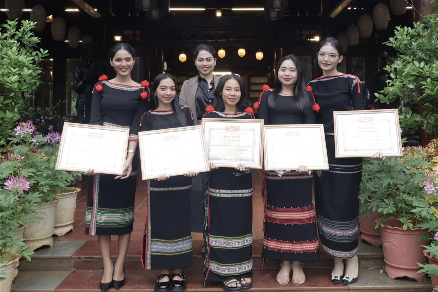 Người trẻ trên cao nguyên giữ gìn, quảng bá văn hóa dân tộc