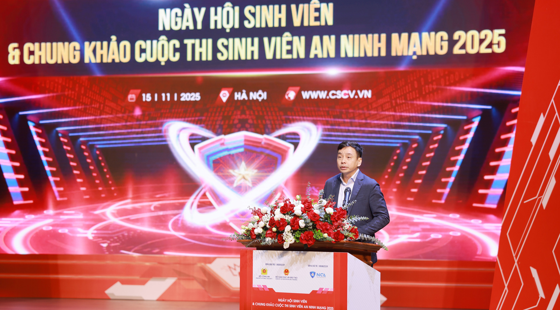 nhan luc an ninh mang 002.jpg