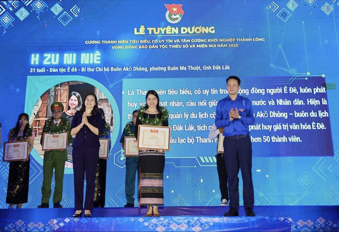 Tiêu Dao ảnh 2.jpg