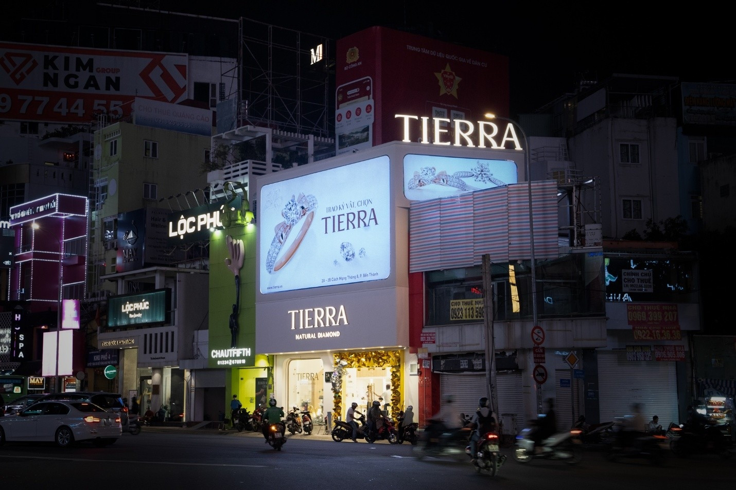 Trang sức kim cương Tierra Diamond khai trương cửa hàng thứ 15 tại TP.HCM