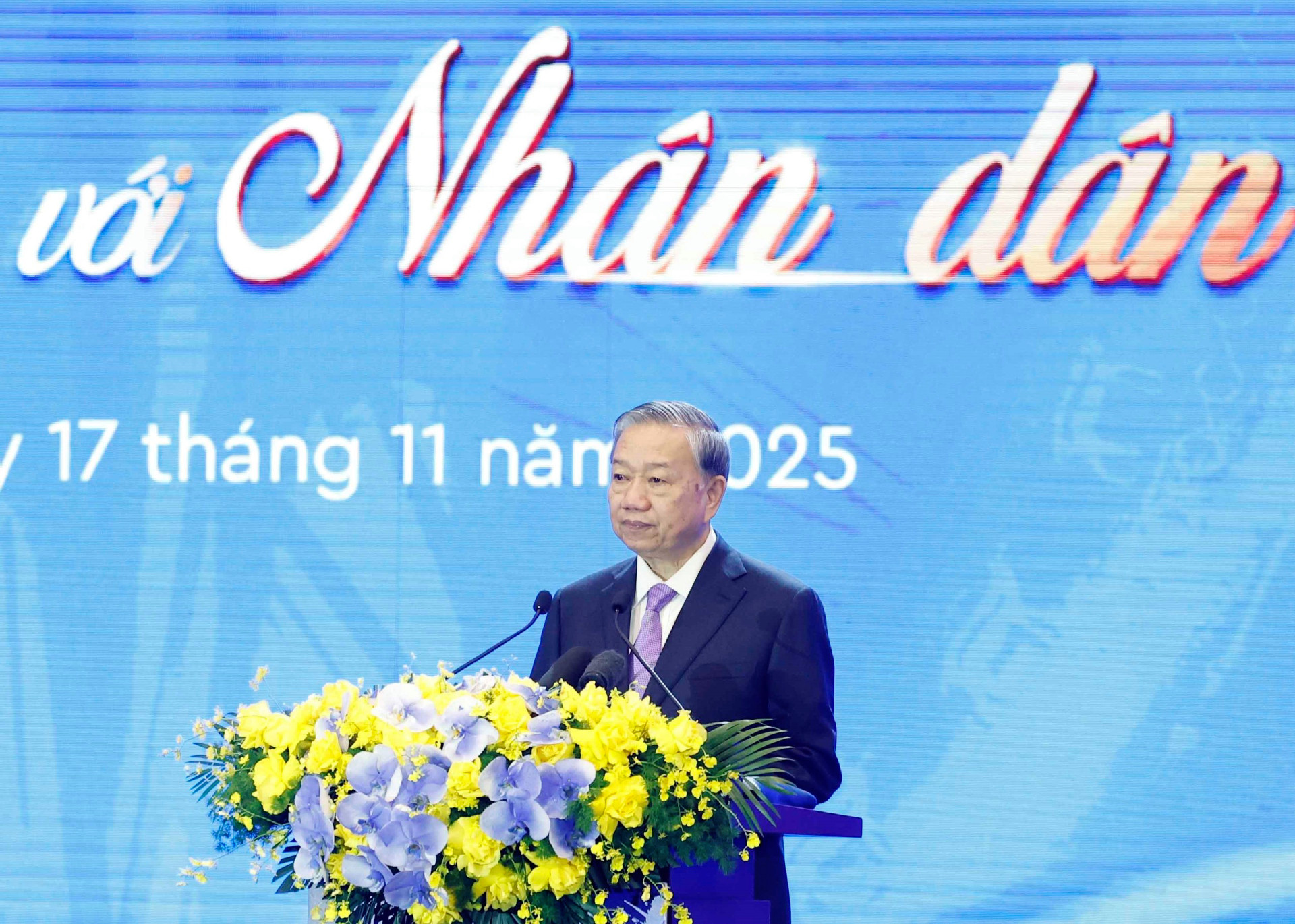 vnapotaltongbithudulekyniem80namngaytruyenthongthanhtravietnam8412326 17633495137631366857729.jpg