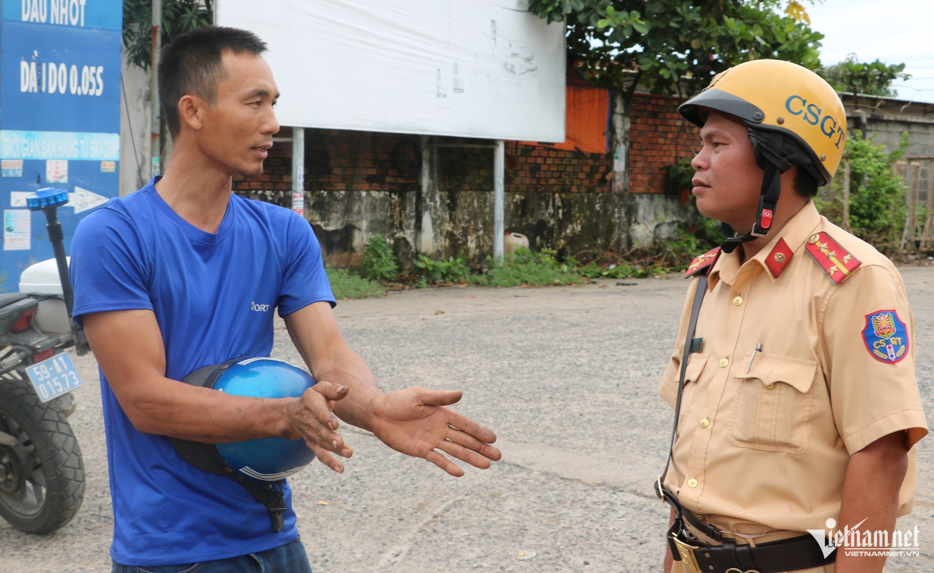 W-Ngày đầu phân làn mới trên Quốc lộ 51.6.JPG.jpg