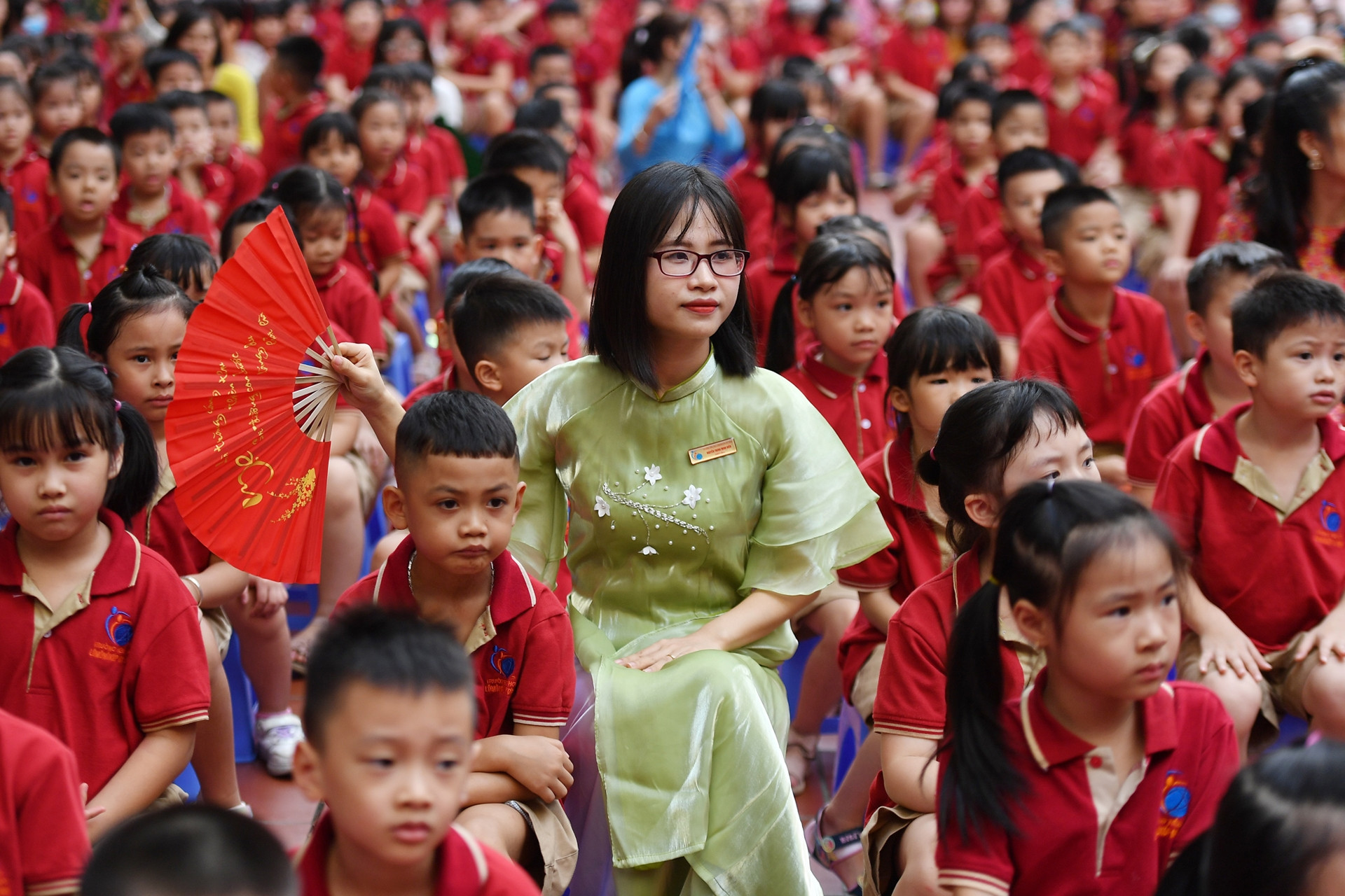 Lời chúc ngày 20/11 cho thầy cô giáo bằng tiếng Anh ngắn gọn năm 2025