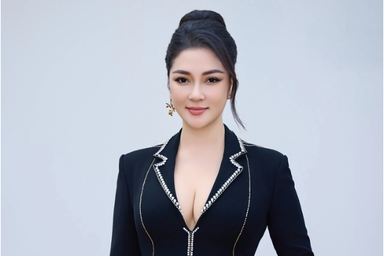 4 hoa hậu của Việt Nam gây mê lòng người nhờ ‘khuôn trăng đầy đặn’ là ai?