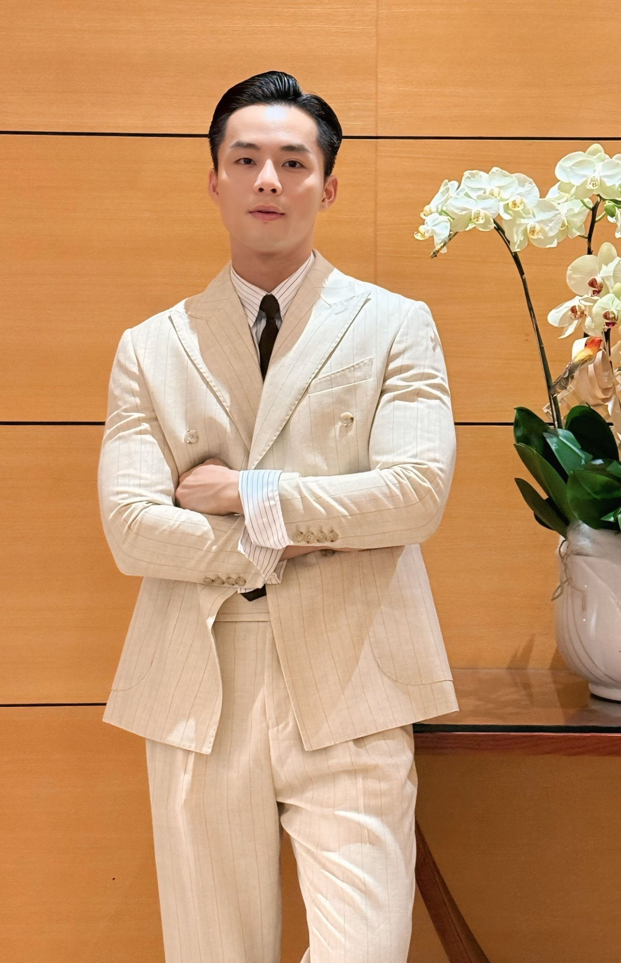 Vũ Linh trong bộ ảnh sau cuộc thi