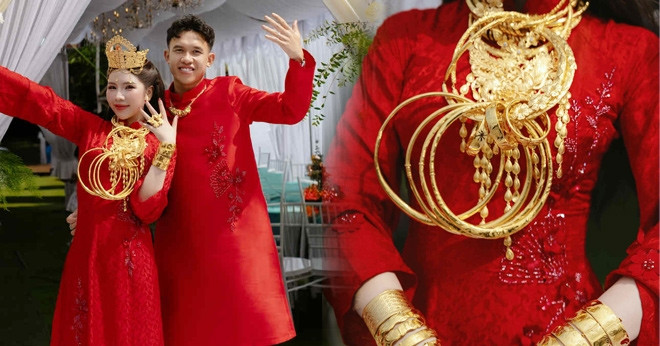 Cưới 'cô chủ tiệm vàng', chú rể TPHCM nhận dây chuyền kim cương đặc biệt