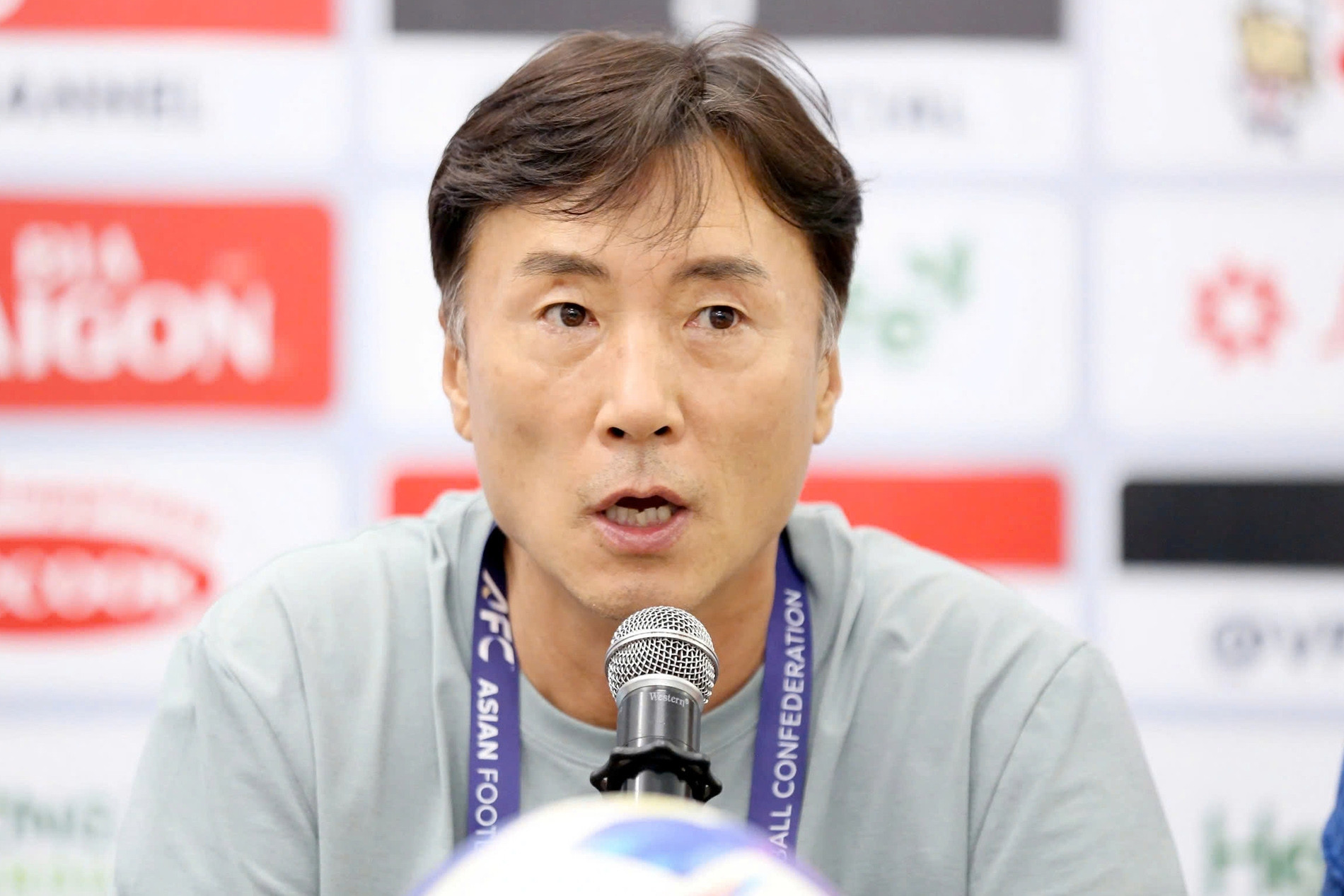 HLV Ha Hyeok Jun: Lào quyết không để tuyển Việt Nam ghi bàn