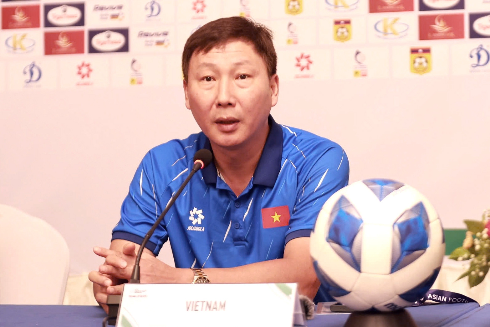 HLV Kim Sang Sik: Xuân Son sẽ ra sân, hi vọng ghi bàn vào lưới Lào