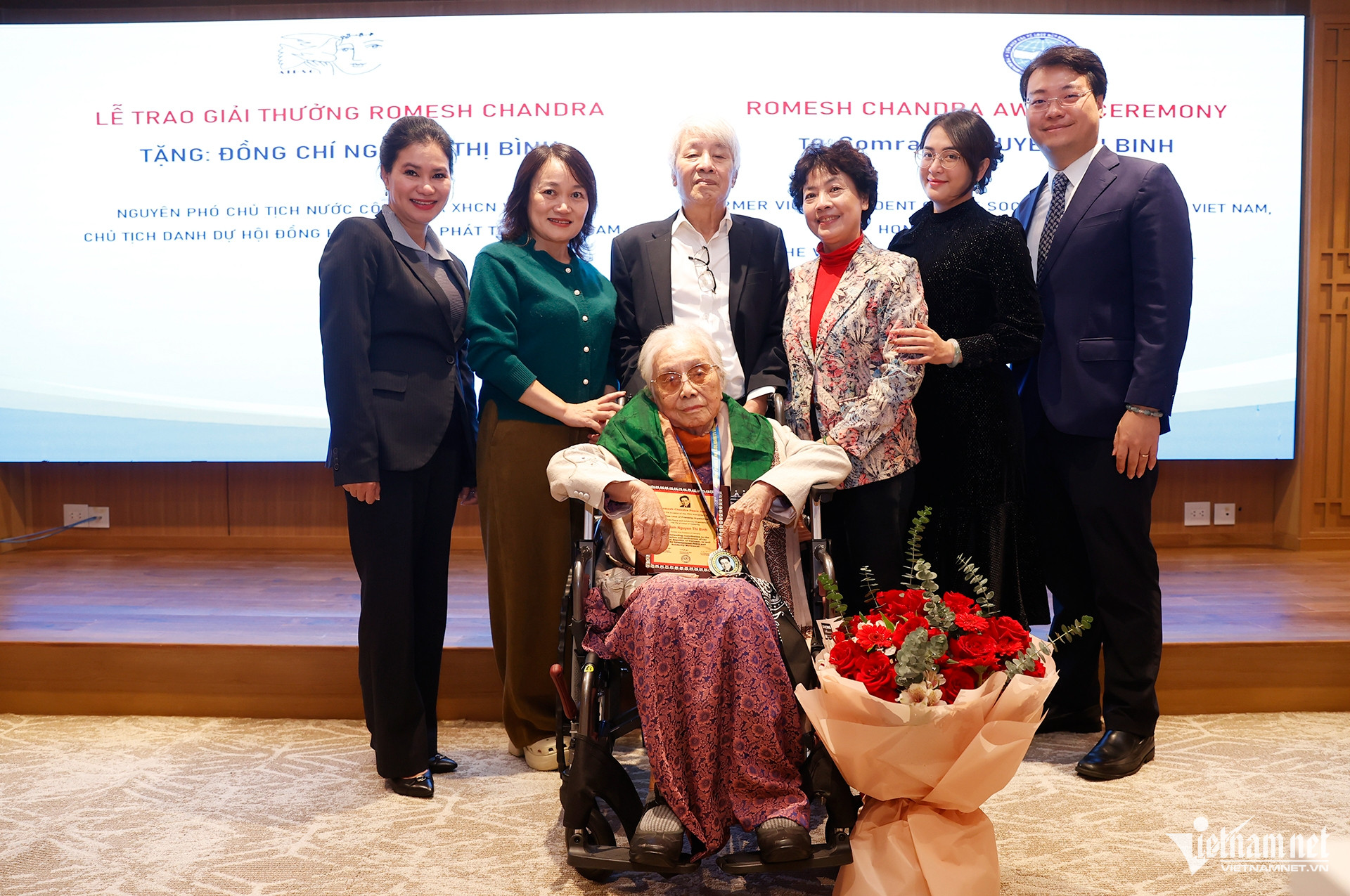 W-Nguyen Thi Binh _9468.jpg