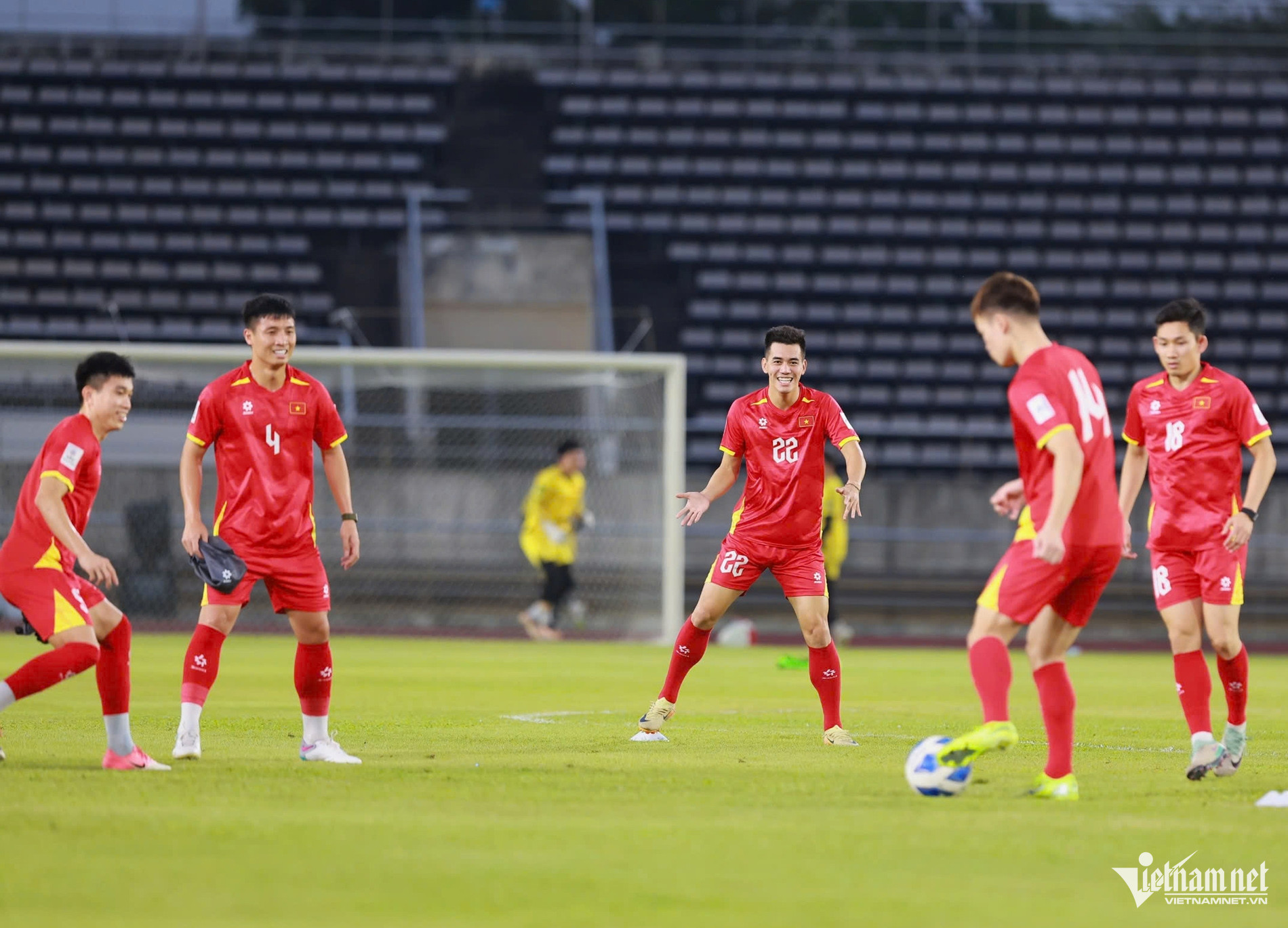 Tuyển Việt Nam tổng duyệt đấu Lào, Xuân Son sẵn sàng ghi bàn W-tuyen viet nam 3.jpg