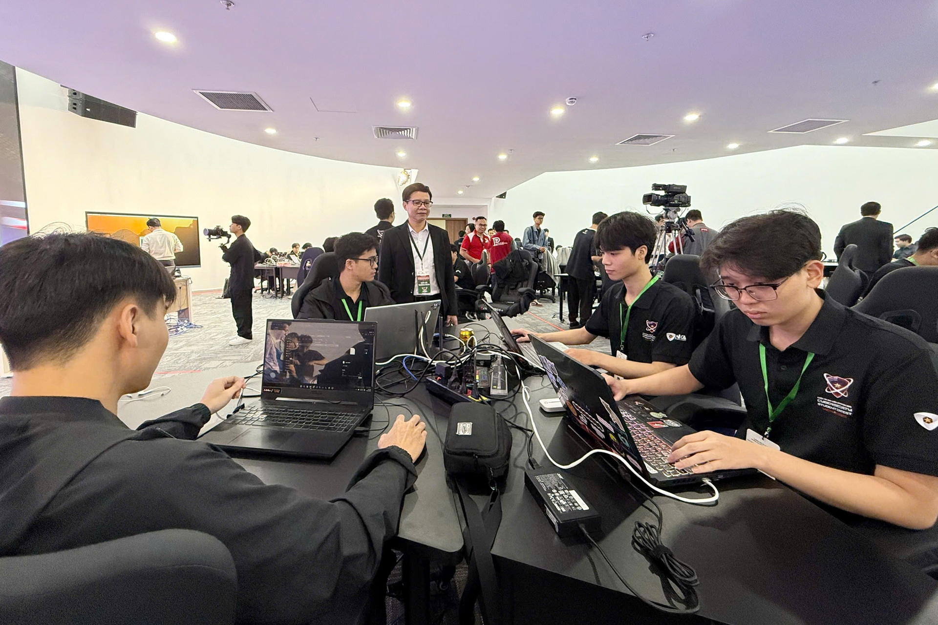 Xây dựng kỹ năng cho thế hệ các nhà lãnh đạo an ninh mạng kế cận