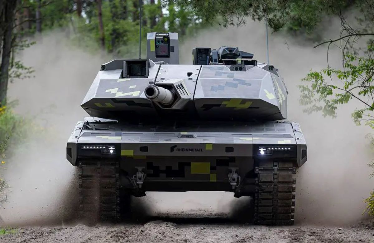 xe tăng KF51 Panther 2.jpg