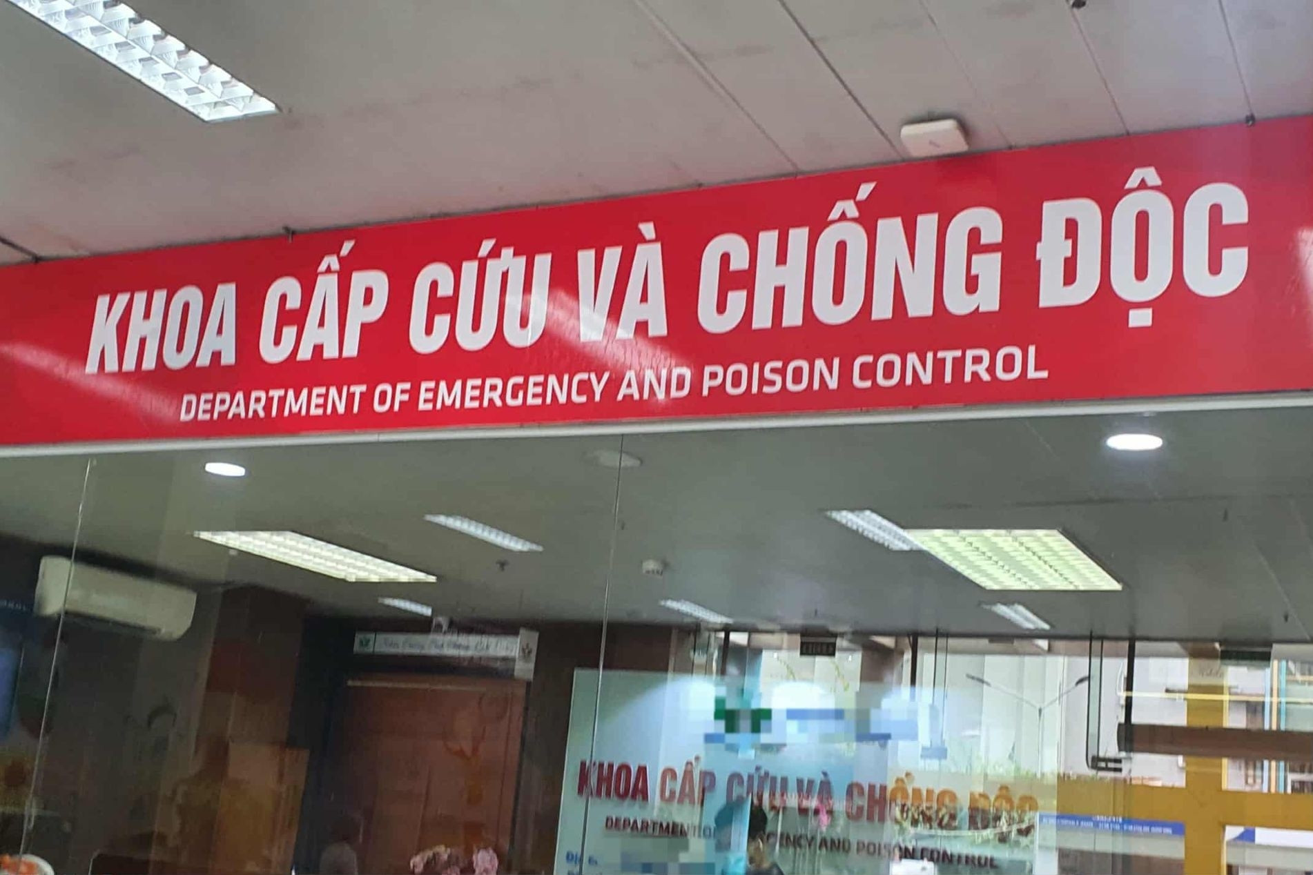 Bác sĩ chỉ các dấu hiệu nhận biết sớm trẻ dùng thuốc lá điện tử