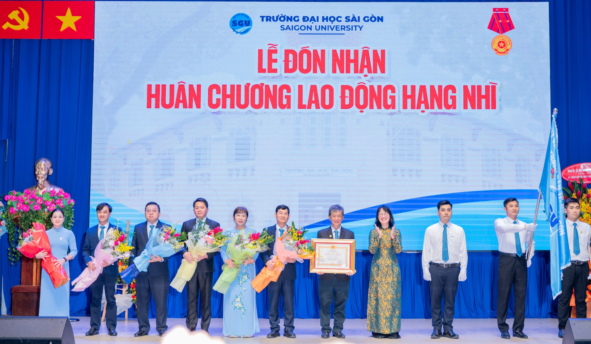 Trường Đại học Sài Gòn nhận Huân chương Lao động hạng Nhì