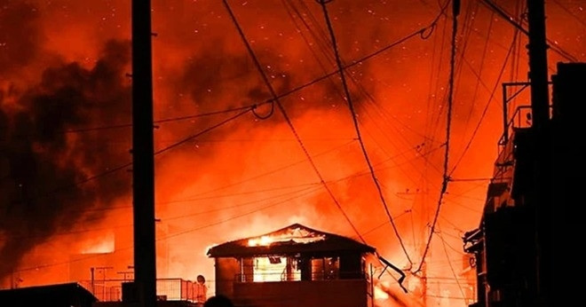 Hỏa hoạn kinh hoàng thiêu rụi 170 căn nhà ở Nhật Bản trong một đêm