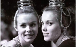 Kessler Twins 05.jpg