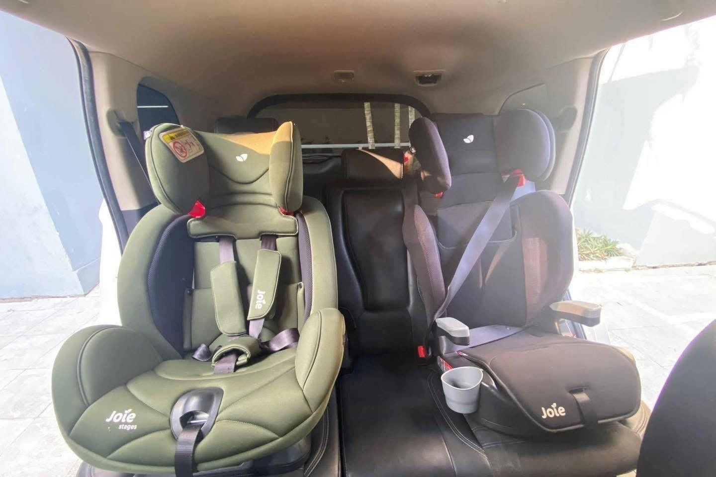 Khó lắp nhiều ghế trẻ em cho ô tô 5 chỗ: Đề xuất giải pháp linh hoạt