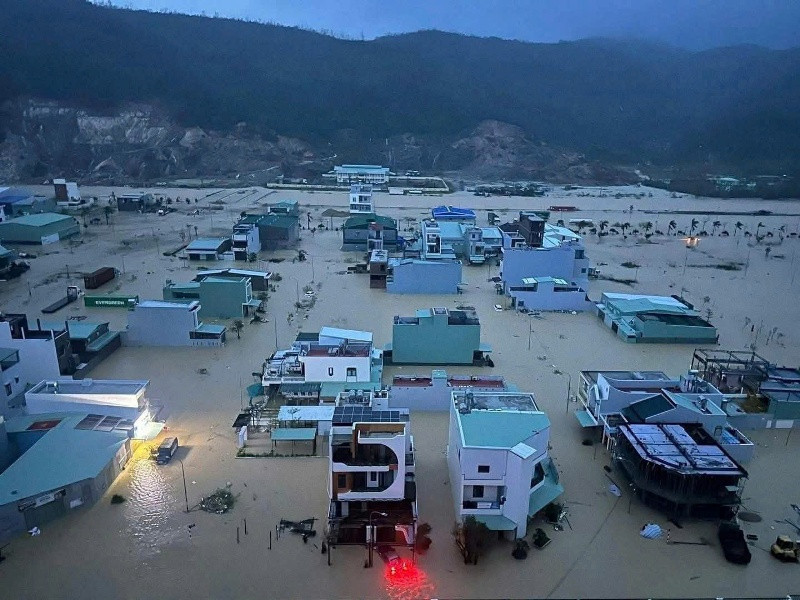 ngập lut 1 1779.jpg