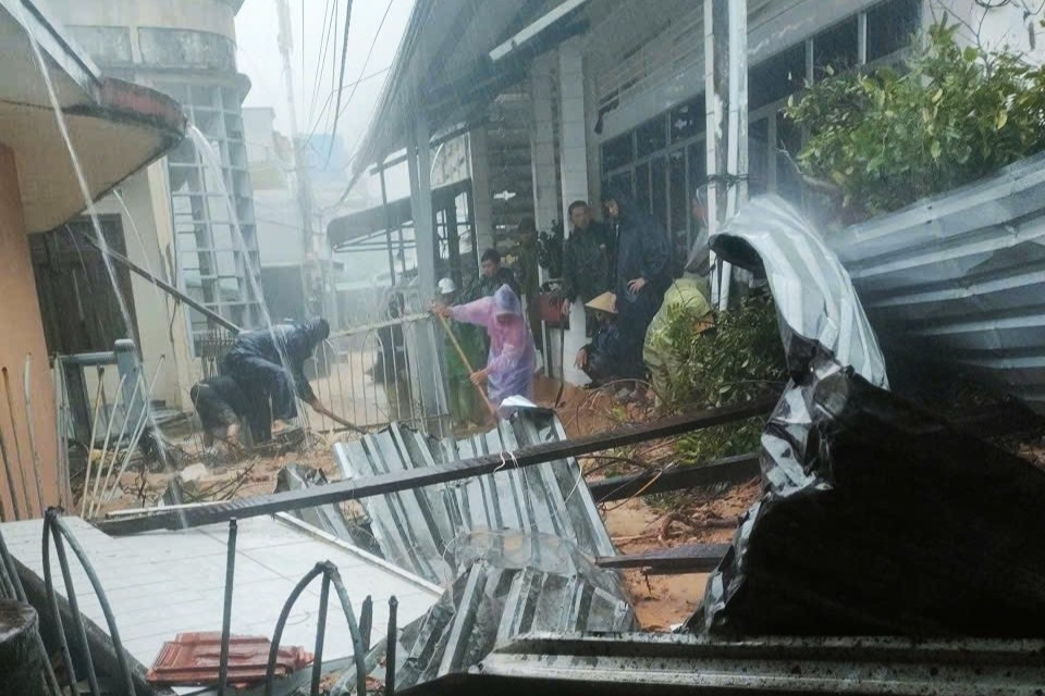 Sạt lở ở Gia Lai, Đắk Lắk: Hai người tử vong, sơ tán hàng loạt hộ dân