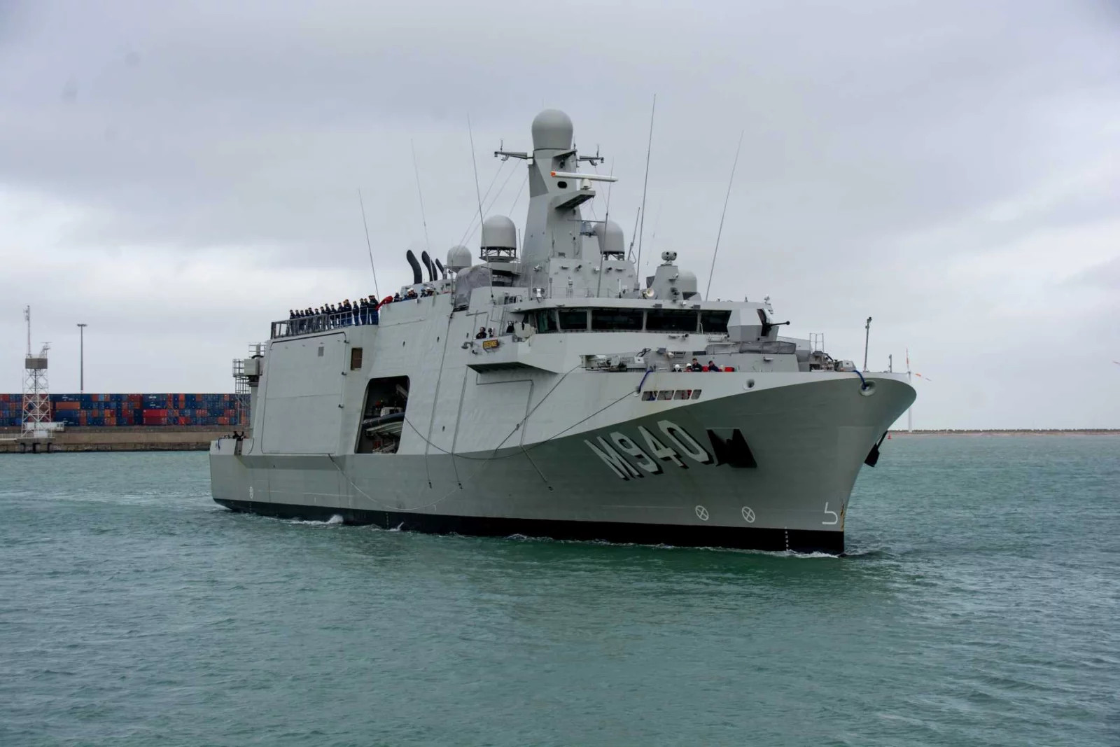 Tàu quét mìn 3.jpg