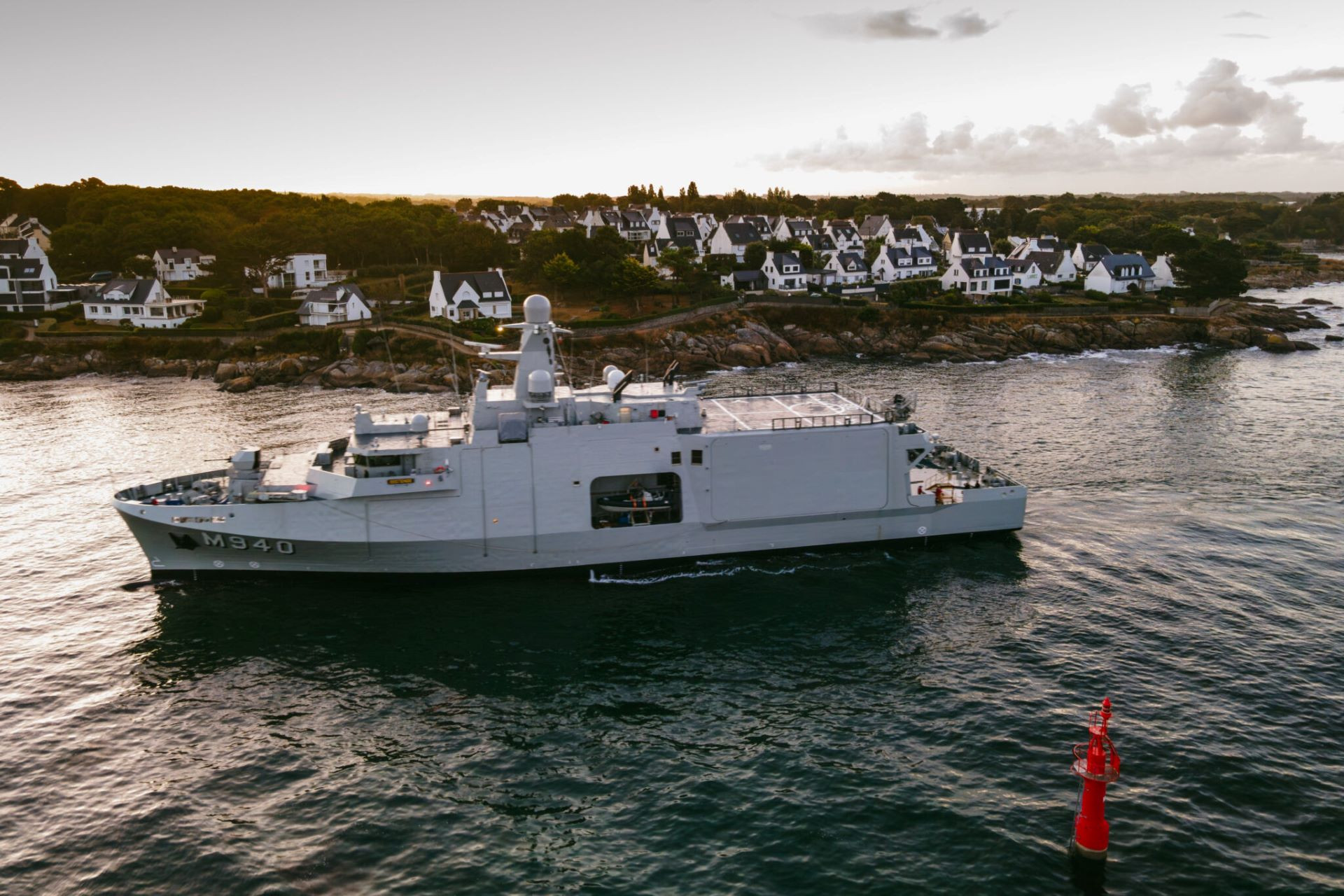 Tàu quét mìn 4.jpg