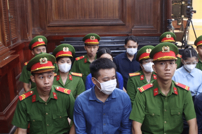 Toàn cảnh hoa hậu Thùy Tiên, Hằng Du Mục, Quang Linh Vlogs lĩnh 2 năm tù