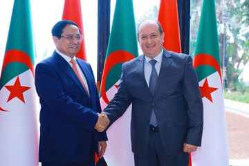 Việt Nam và Algeria nâng cấp quan hệ lên Đối tác chiến lược