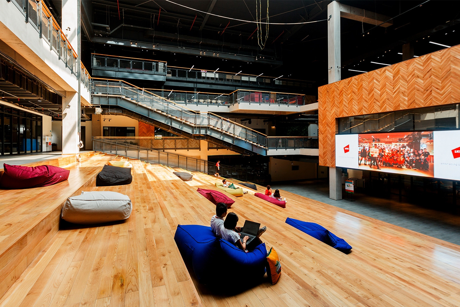 VNG lọt Top 35 nơi làm việc tốt nhất Việt Nam 2025