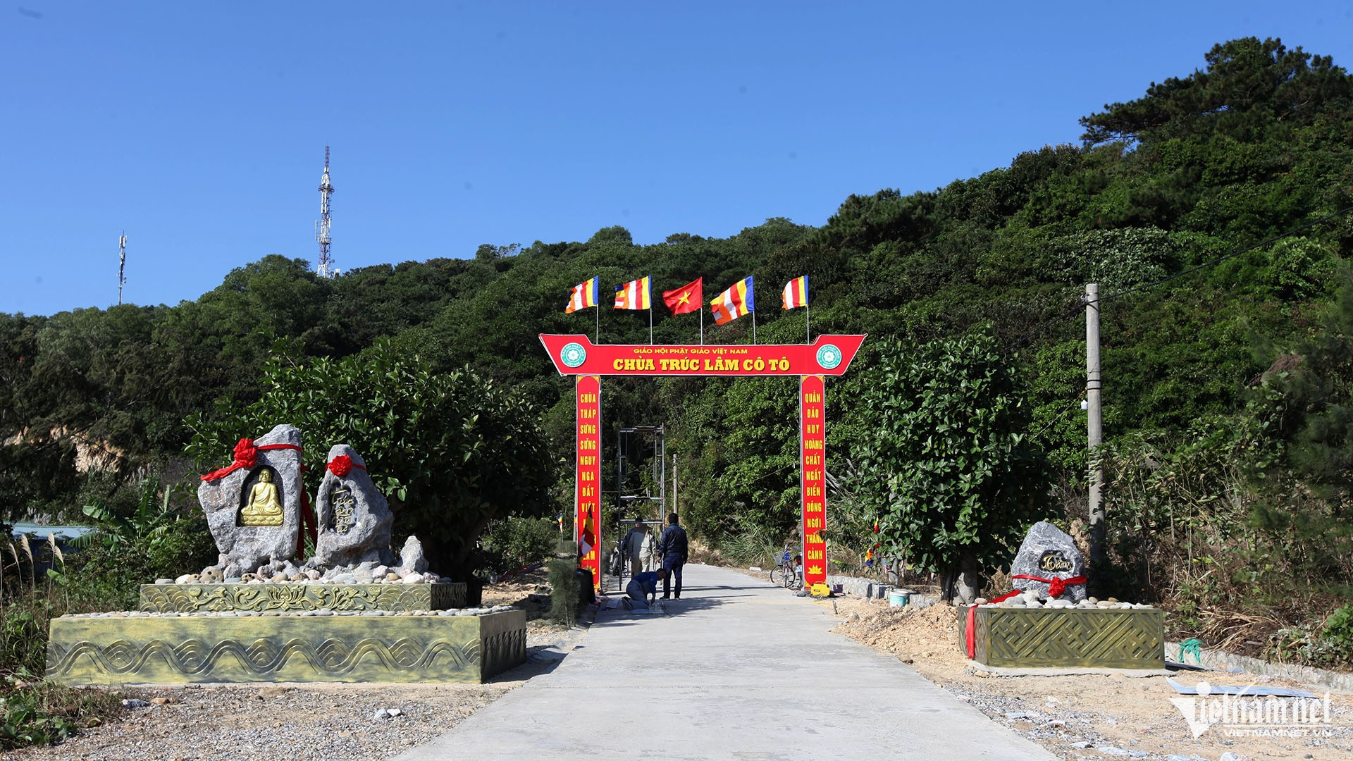 W-Chùa Trúc lâm Cô Tô 1.jpg