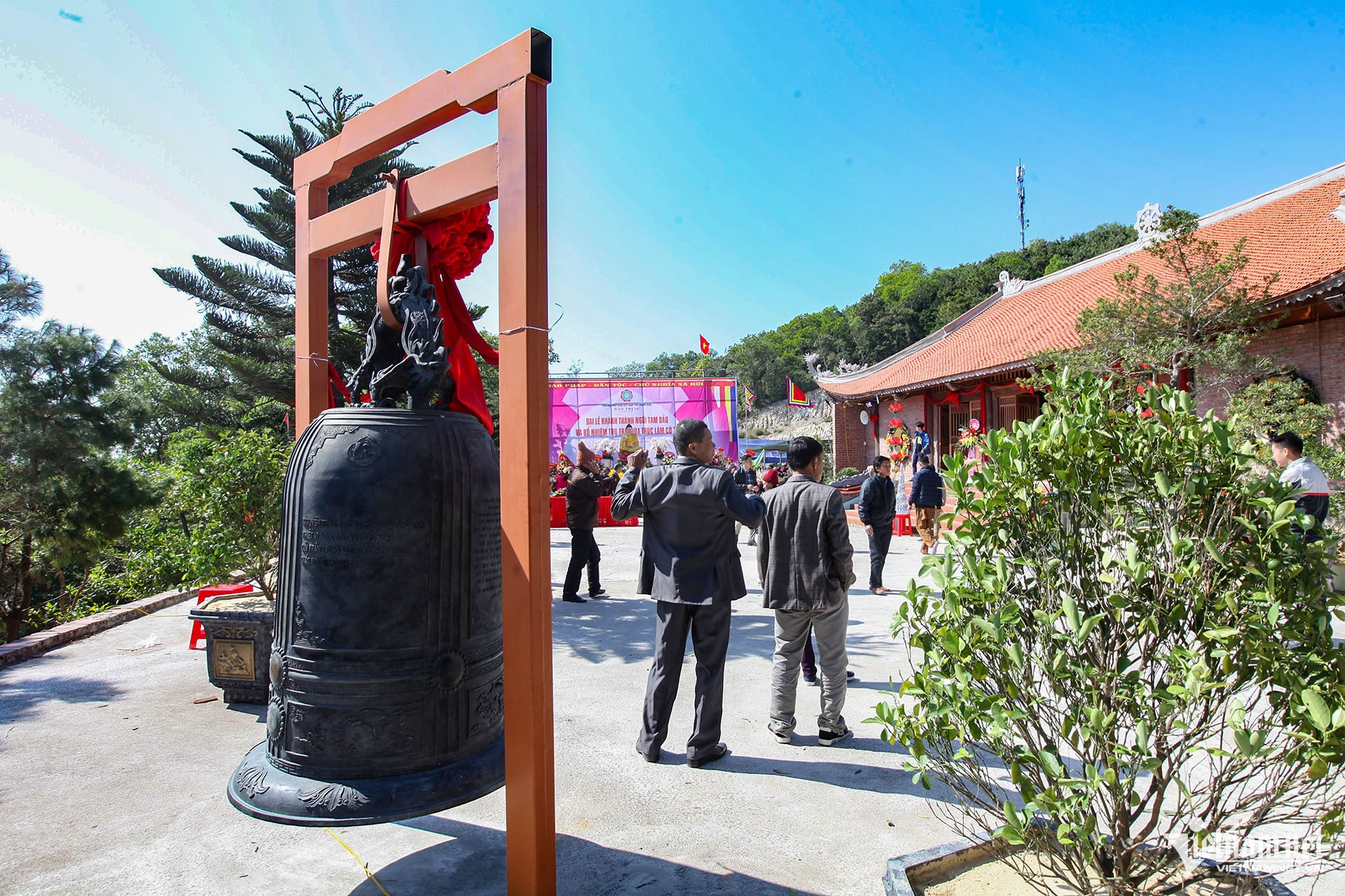 W-Chùa Trúc lâm Cô Tô 3.jpg