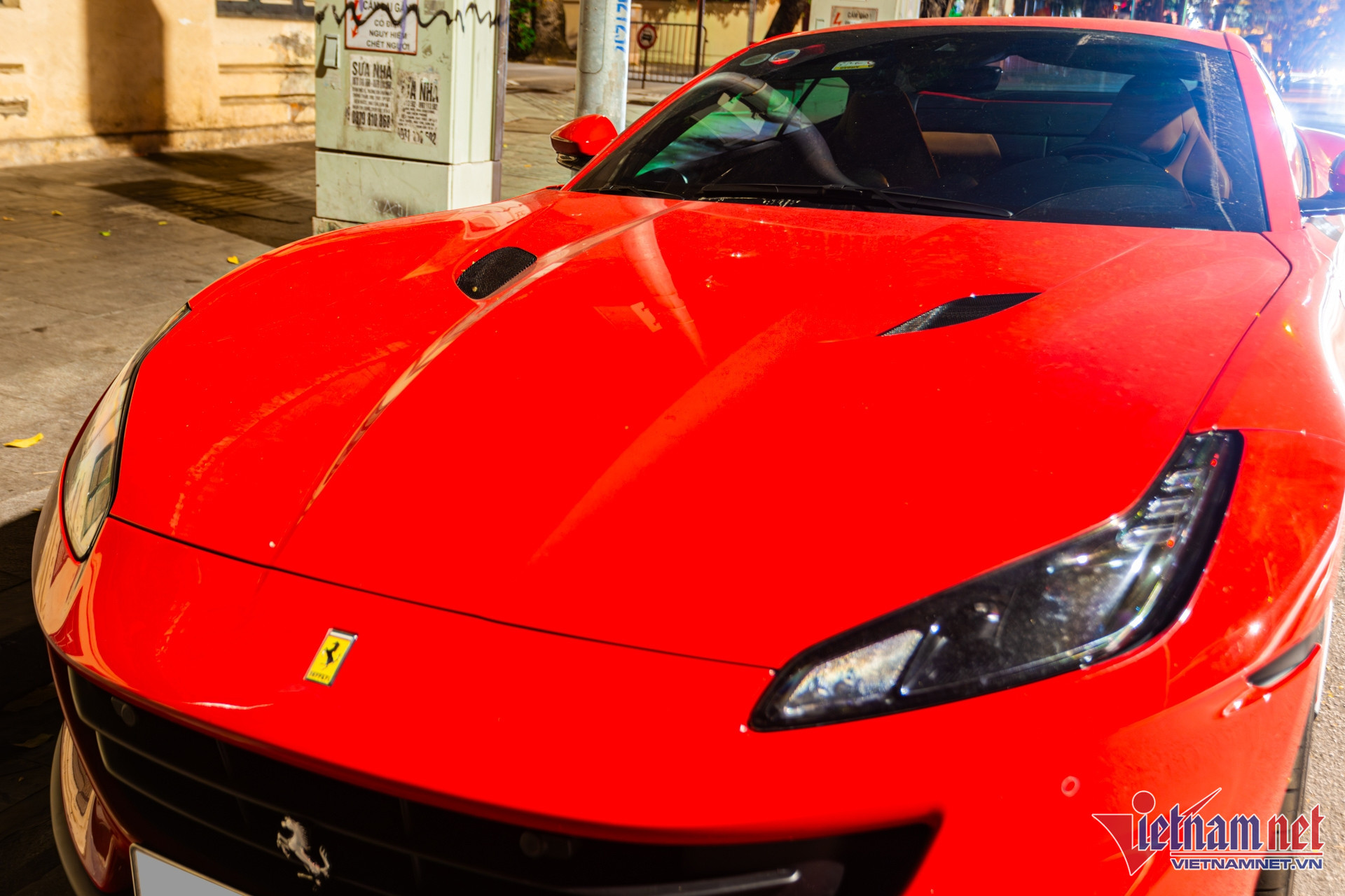 W-ferrari portofino 11.JPG.jpg