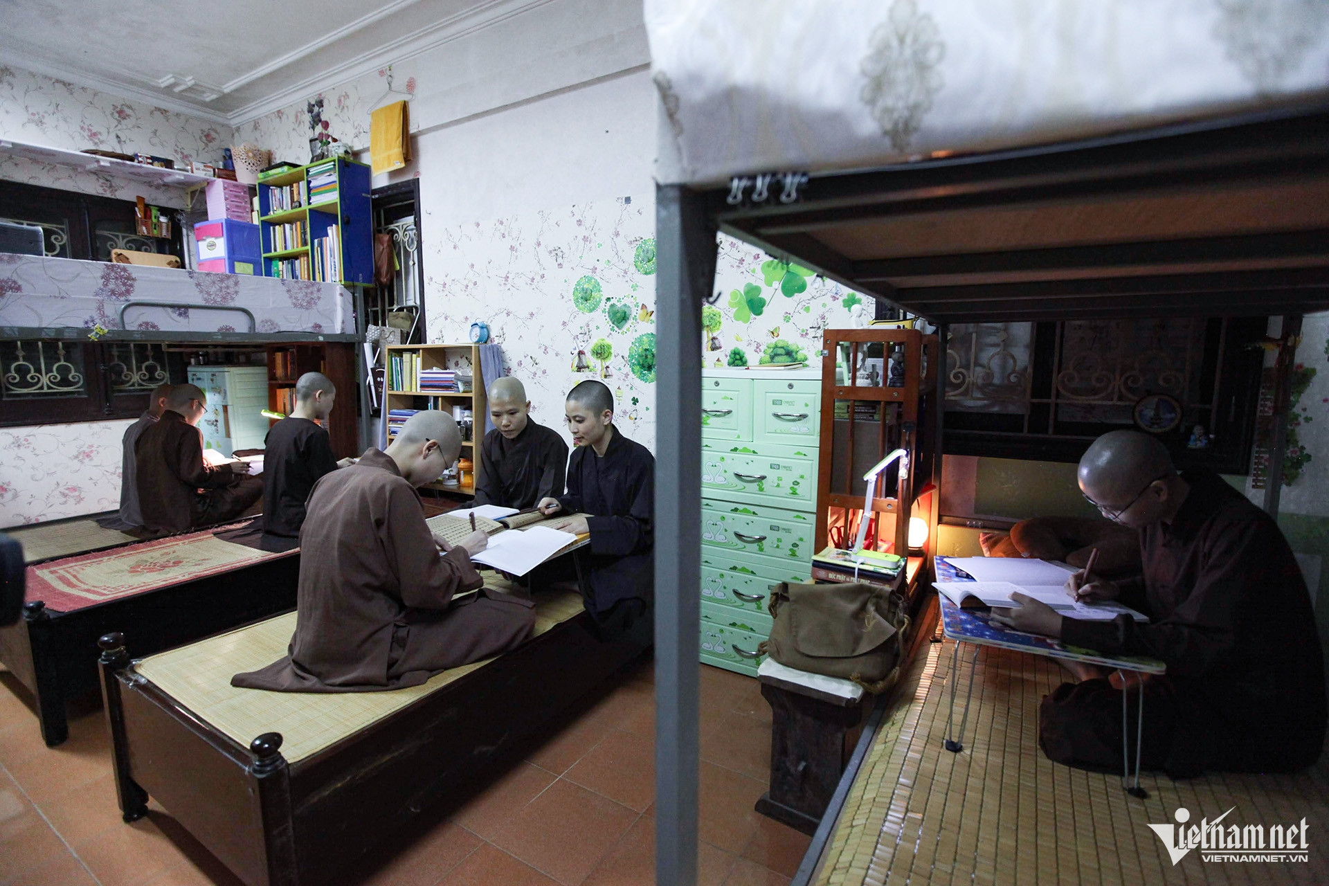 W-Một ngày của Tăng Ni HVPGVN 10.jpg