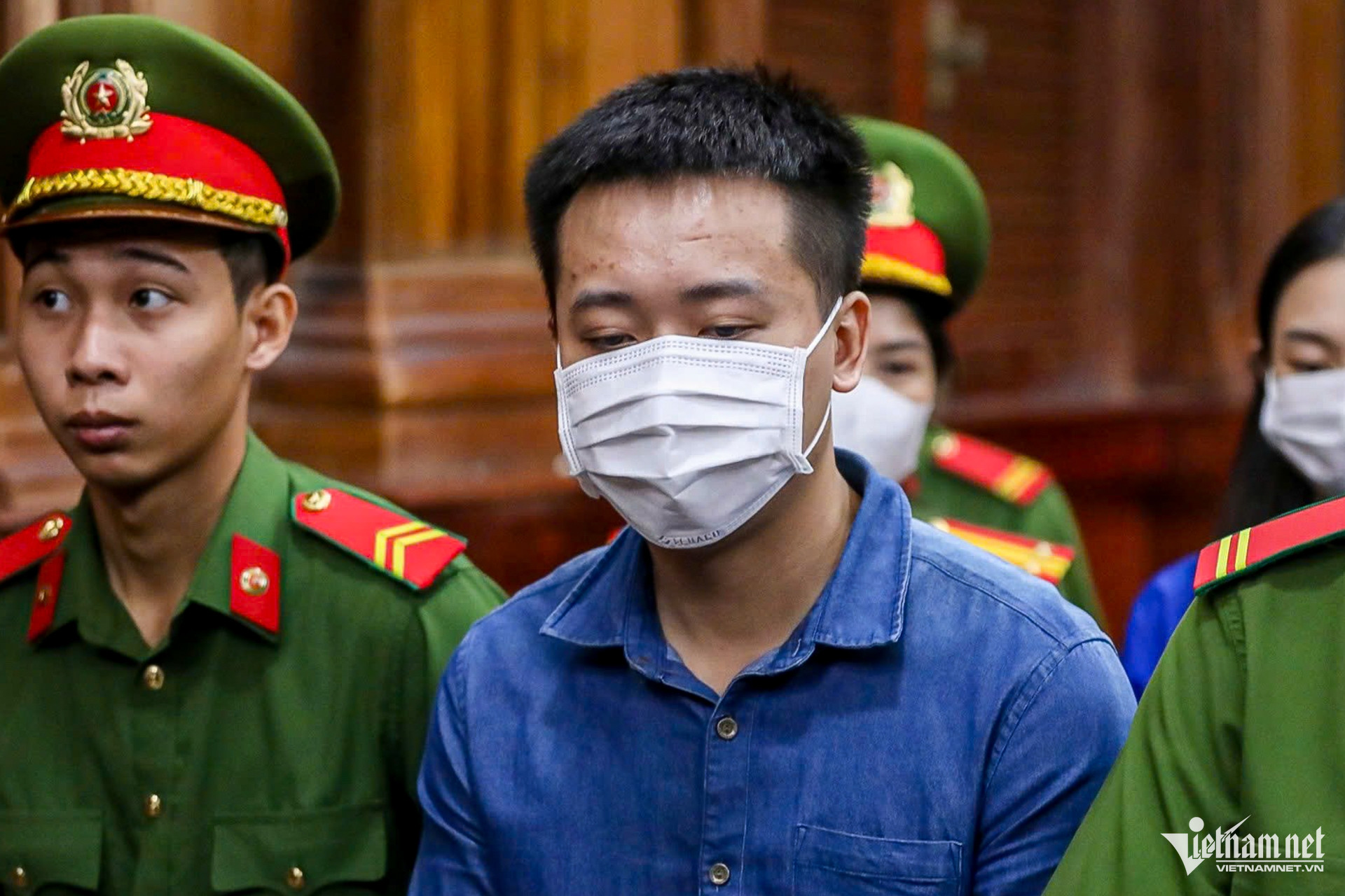 W-toà Thuỳ Tiên 3.jpg