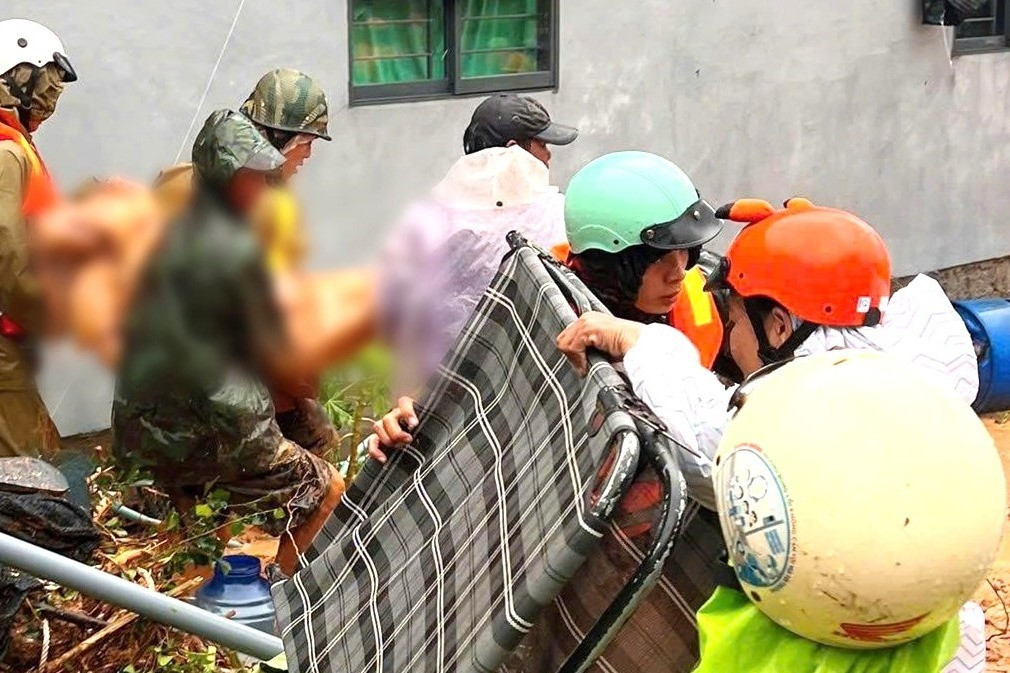 z7239870678929_22aee9a4d4f632310acde5e109b68831 1131.jpg