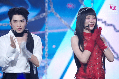 Negav bị nhốt, một anh trai khiến vợ 'nóng mắt' doạ sẽ cho ngủ ngoài đường