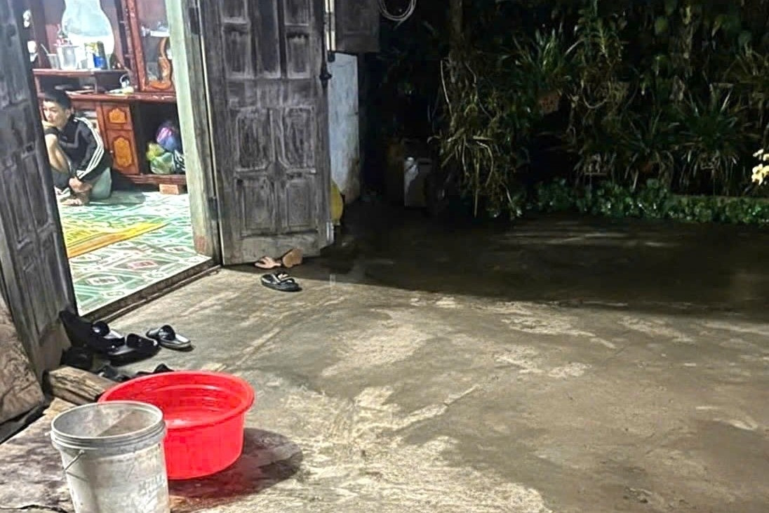 Nghi án con trai chém cha tử vong rồi treo cổ trong vườn sầu riêng